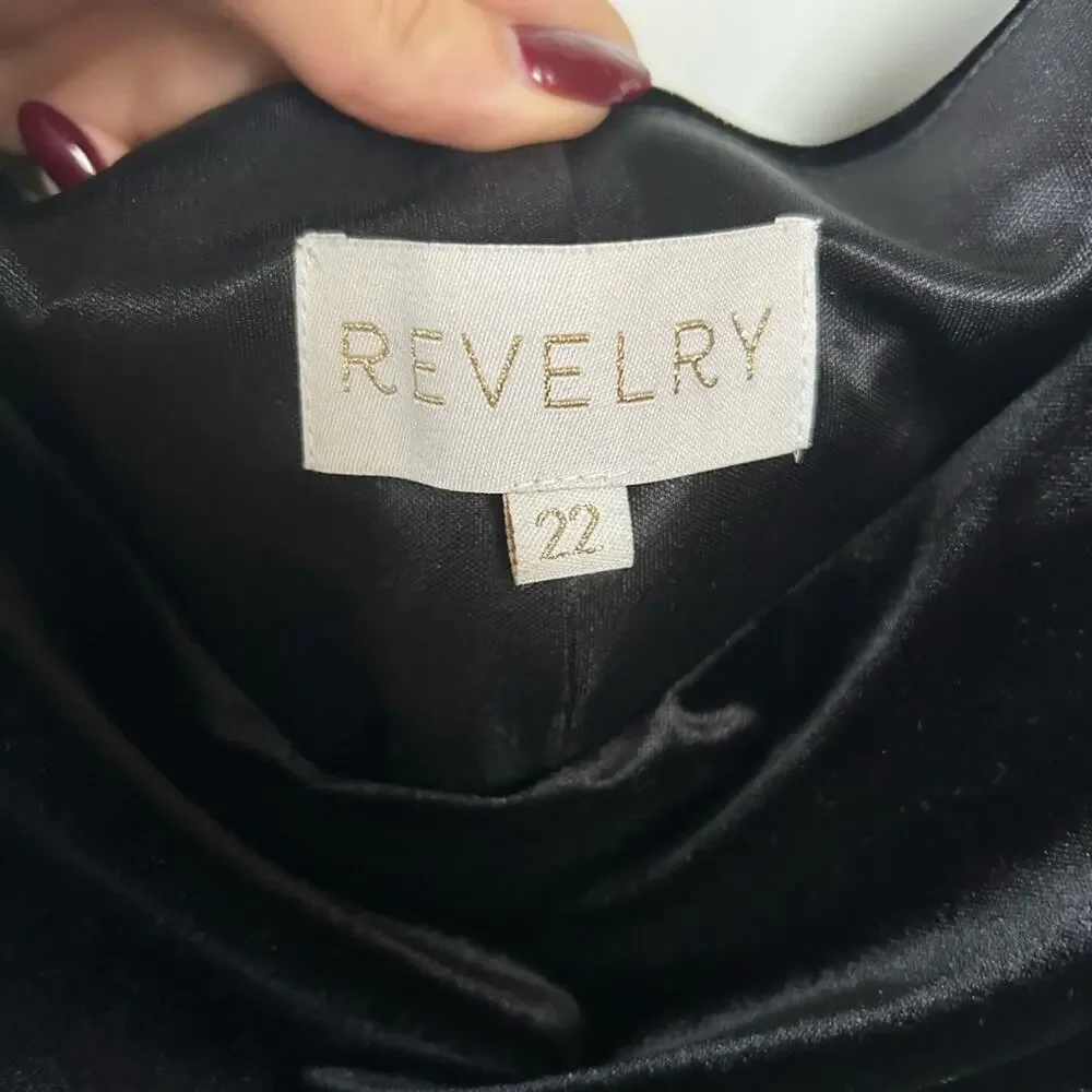 Revelry Skye Velvet Cowl Bridesmaid Maxi Dress in Black Plus Size 22 Gently Used